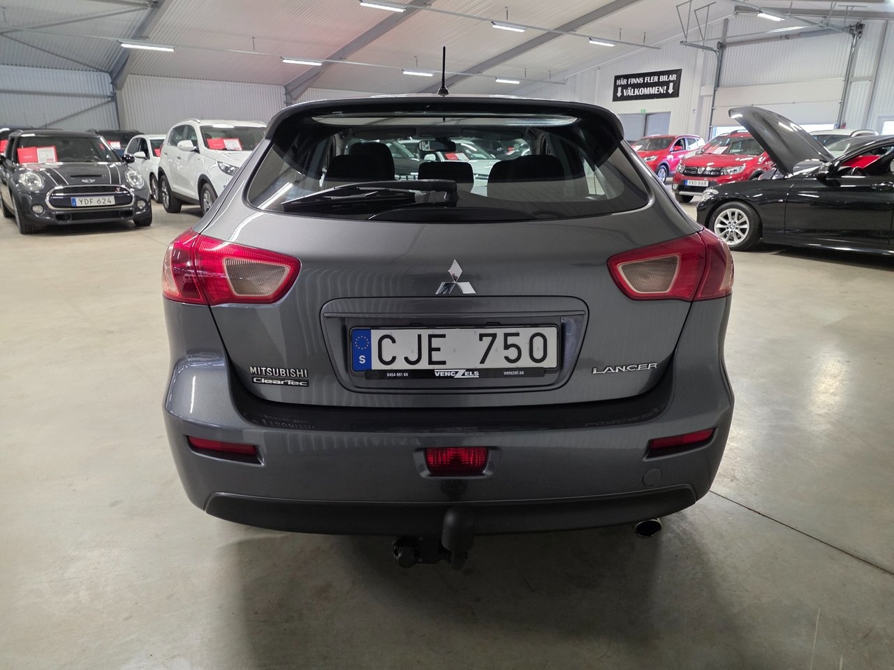 Mitsubishi Lancer 2011, bild 4/10