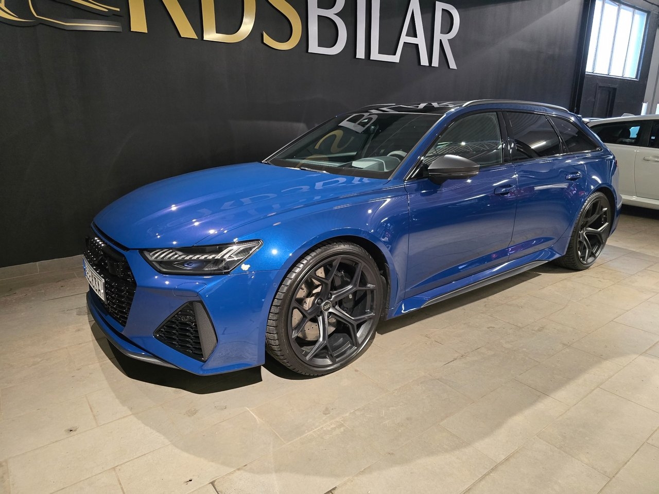 Audi RS6 Avant Performance 630hk Pano 2025, bild 2/10