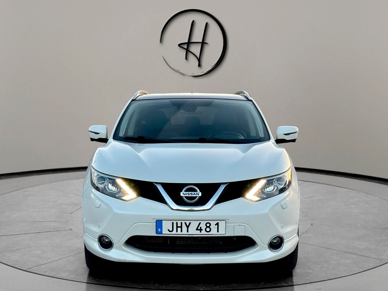Nissan Qashqai 1,6dCi 130hk XTRONIC Drag 2015, bild 3/10