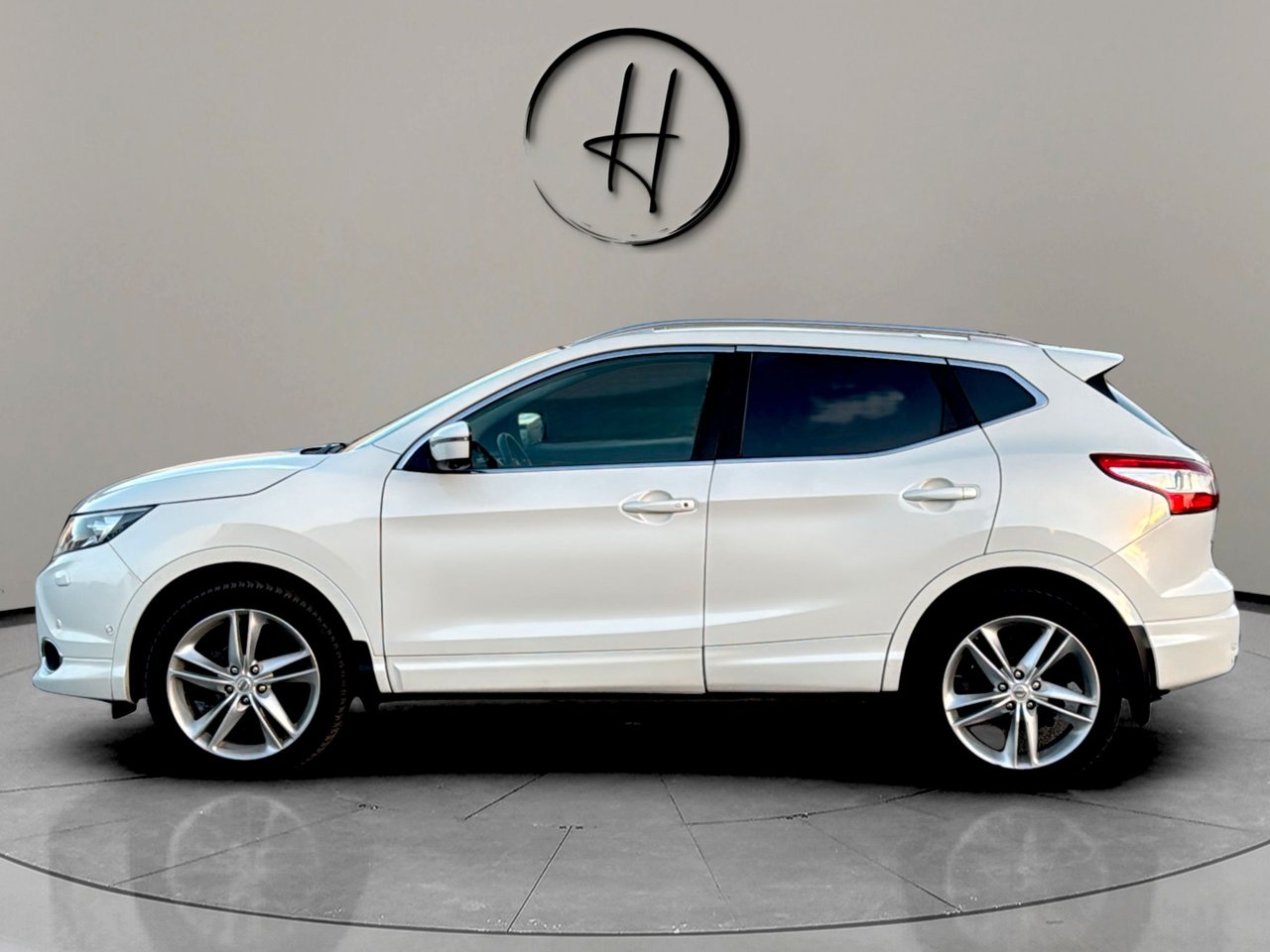 Nissan Qashqai 1,6dCi 130hk XTRONIC Drag 2015, bild 6/10