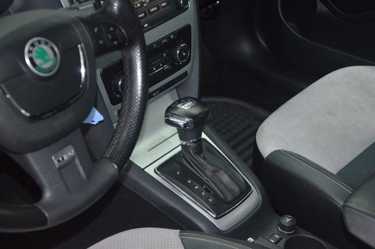 Skoda Octavia RS 2.0 TDI DSG (170hk) 2010, bild 7/10