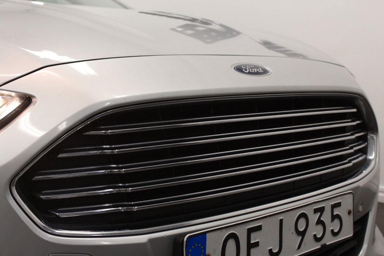 Ford Mondeo 2017, bild 4/23