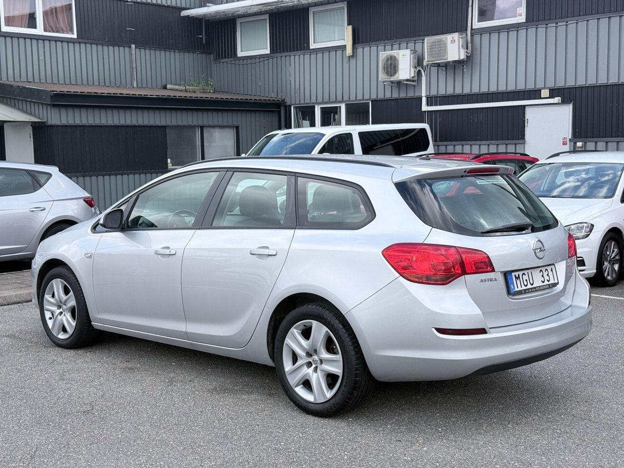 Opel Astra 2012, bild 7/9
