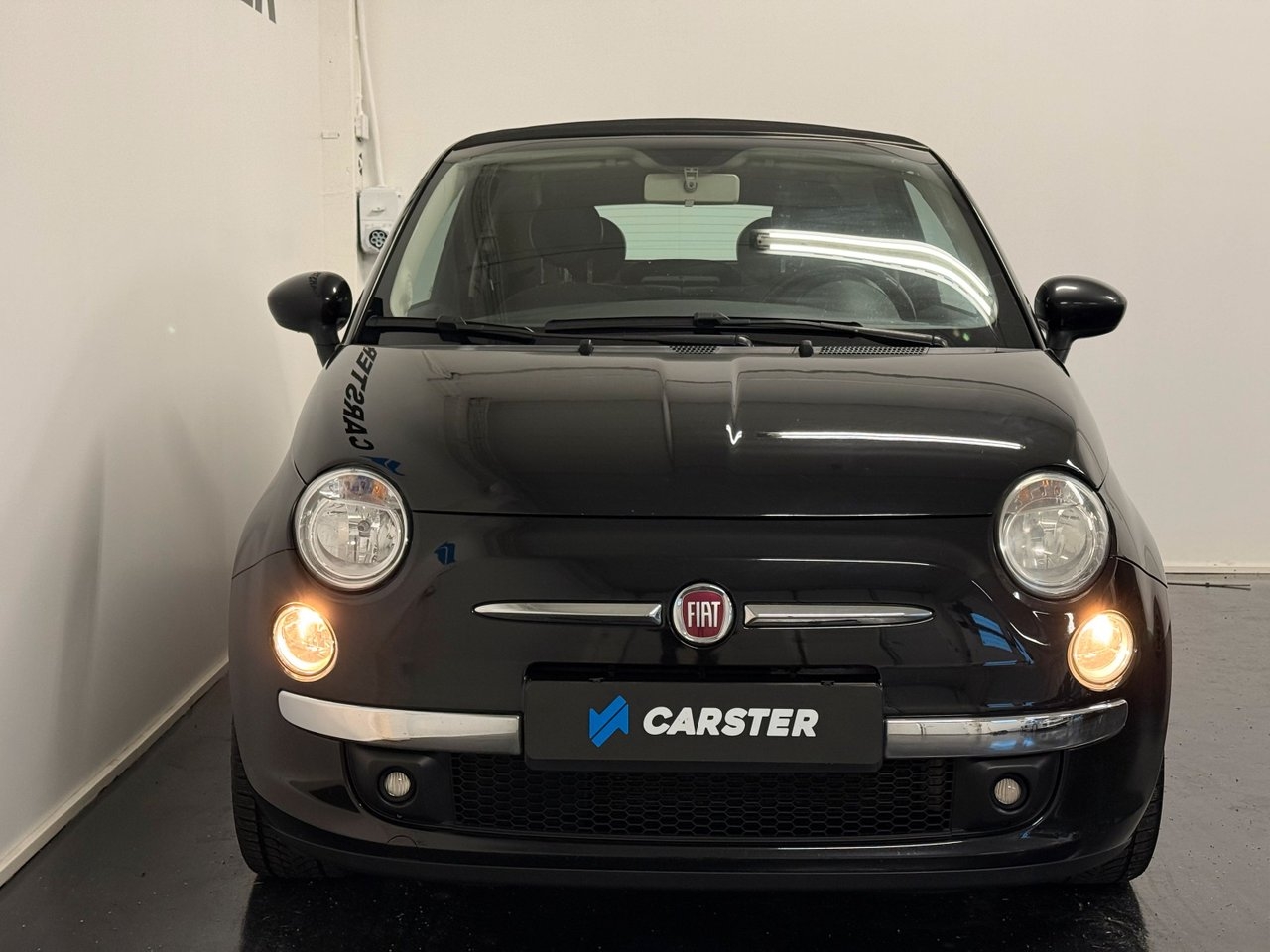 Fiat 500C 1.2 8V Cab Lounge 69hk 2011, bild 2/10