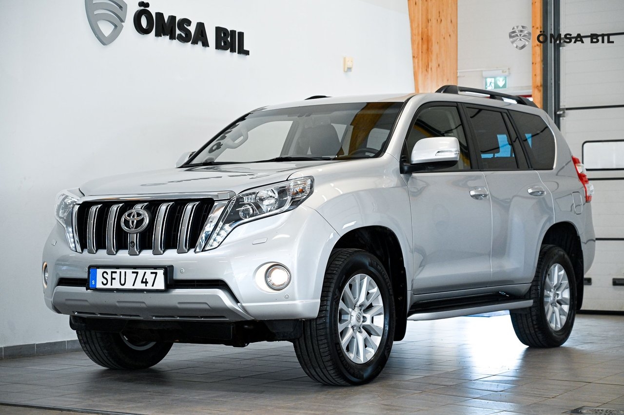 Toyota Land Cruiser 2017, bild 2/23