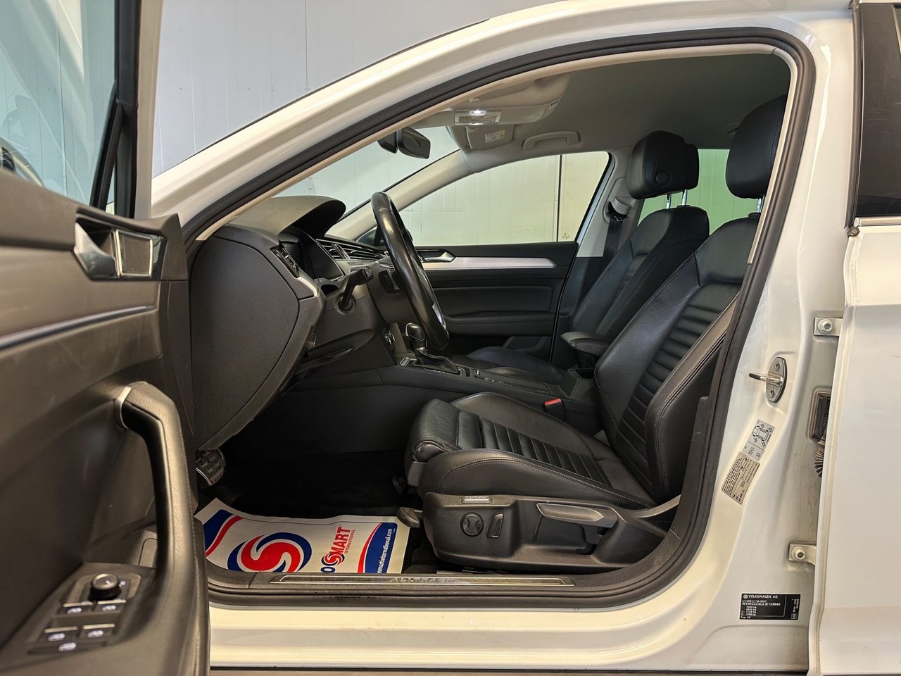 Volkswagen Passat 2018, bild 4/10