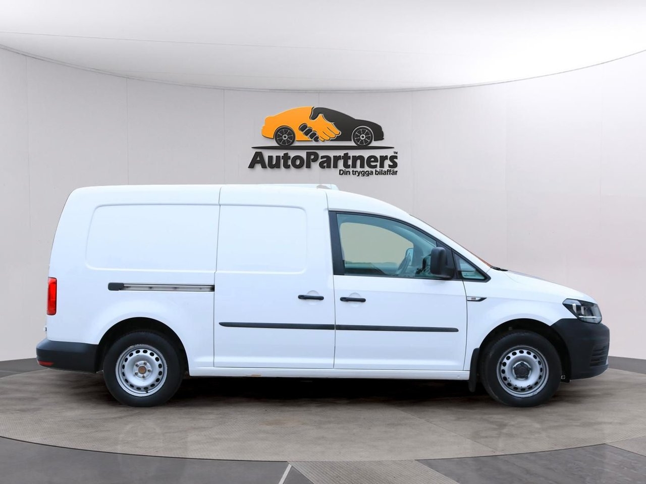 Volkswagen Caddy Maxi 2017, bild 2/18