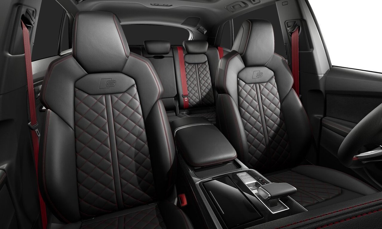 Audi Q8 TDI quattro S line 286 hk 2024, bild 7/8