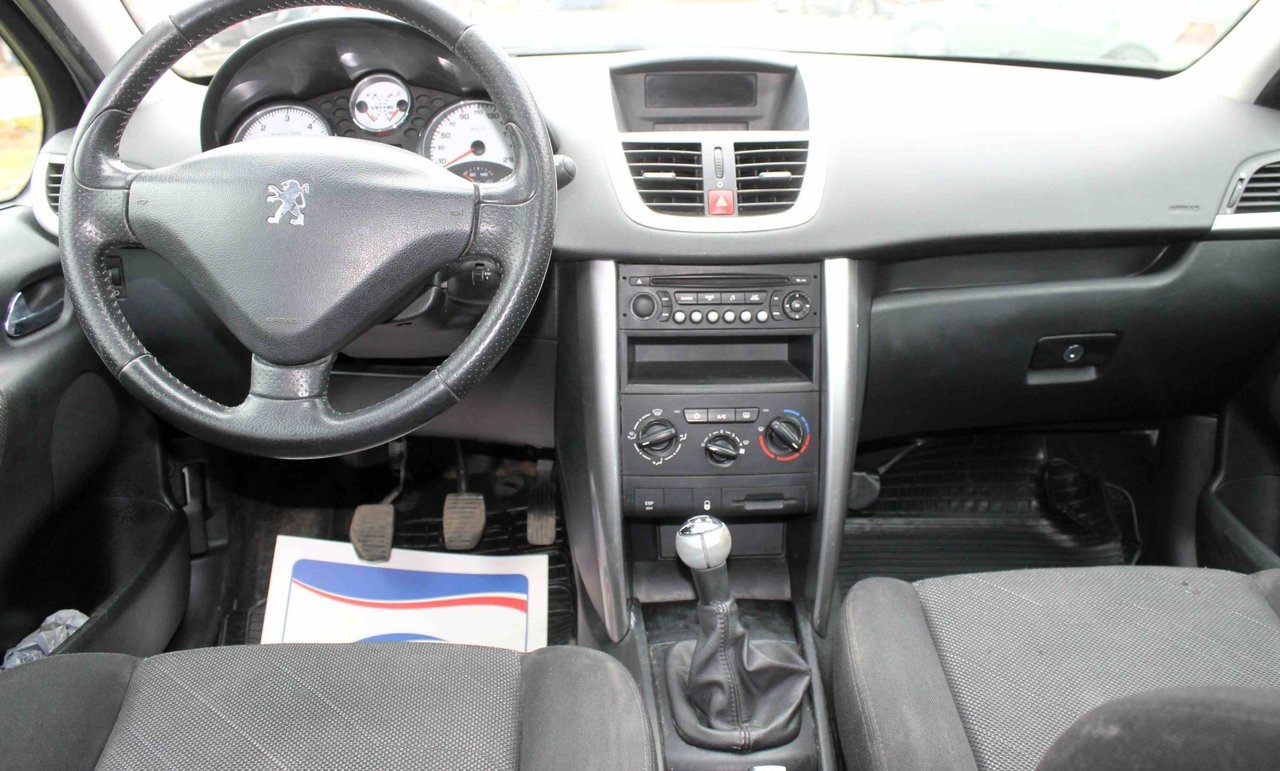 Peugeot 207 2007, bild 4/4