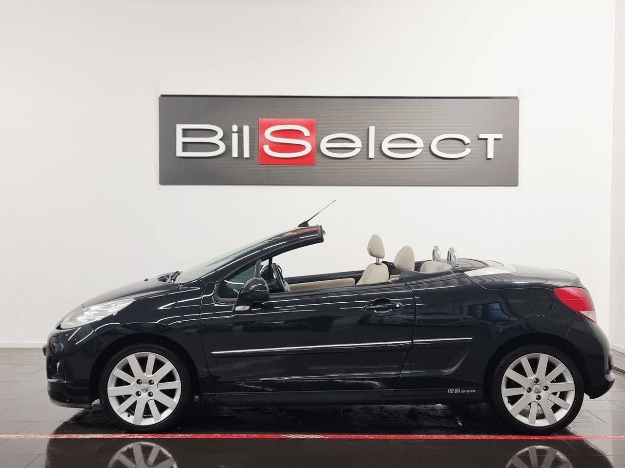 Peugeot 207 2010, bild 3/10