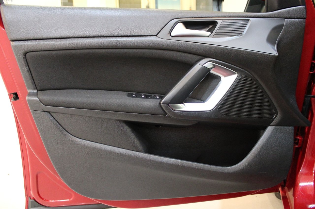 Peugeot 308 2014, bild 7/10