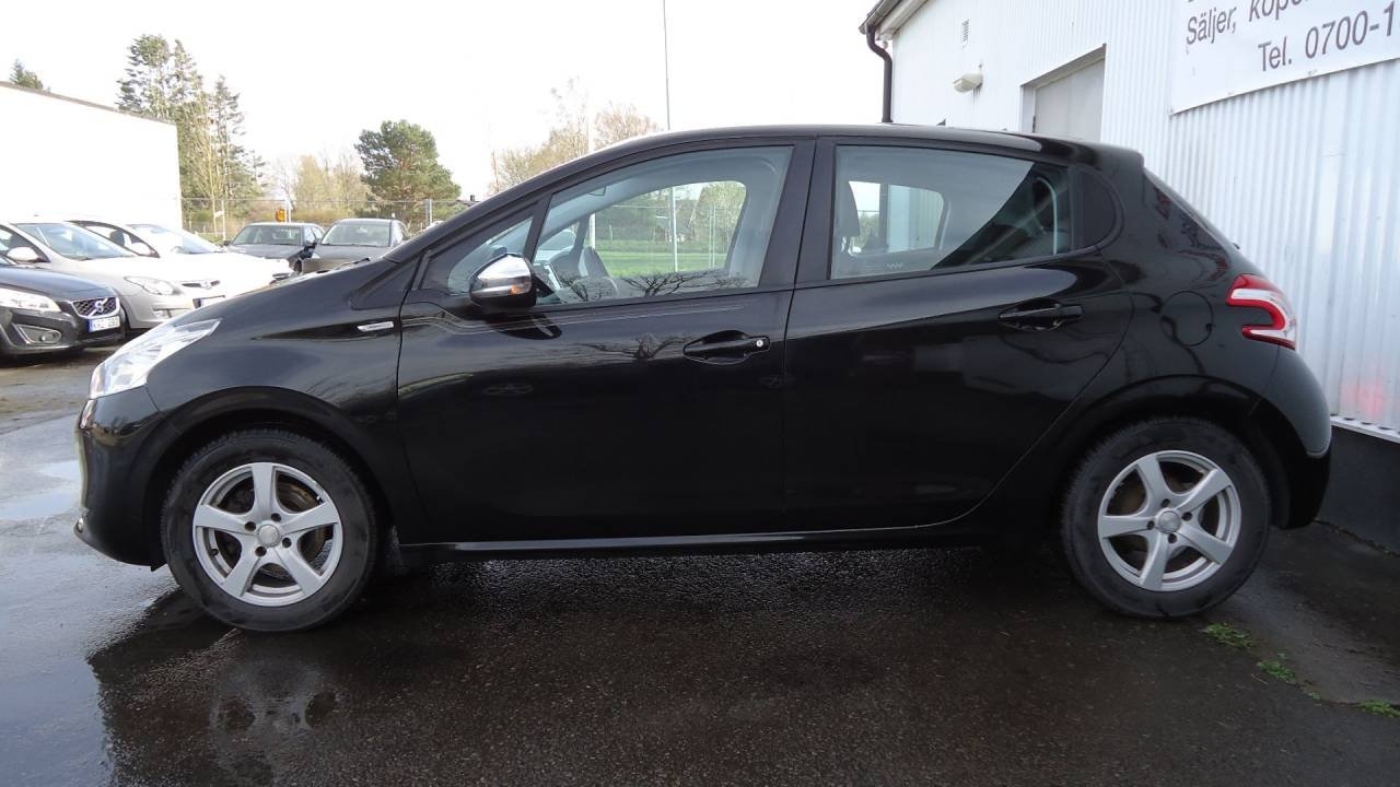 Peugeot 208 1.2 VTi 2013, bild 5/10