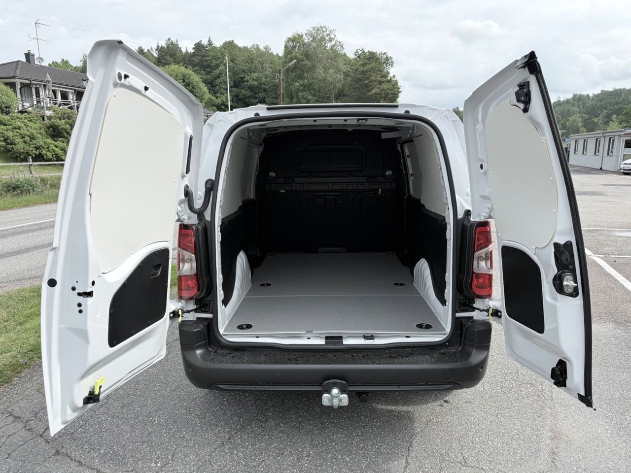 Fiat Doblo Diesel L2 130HK AT NORDIC 2025, bild 7/10