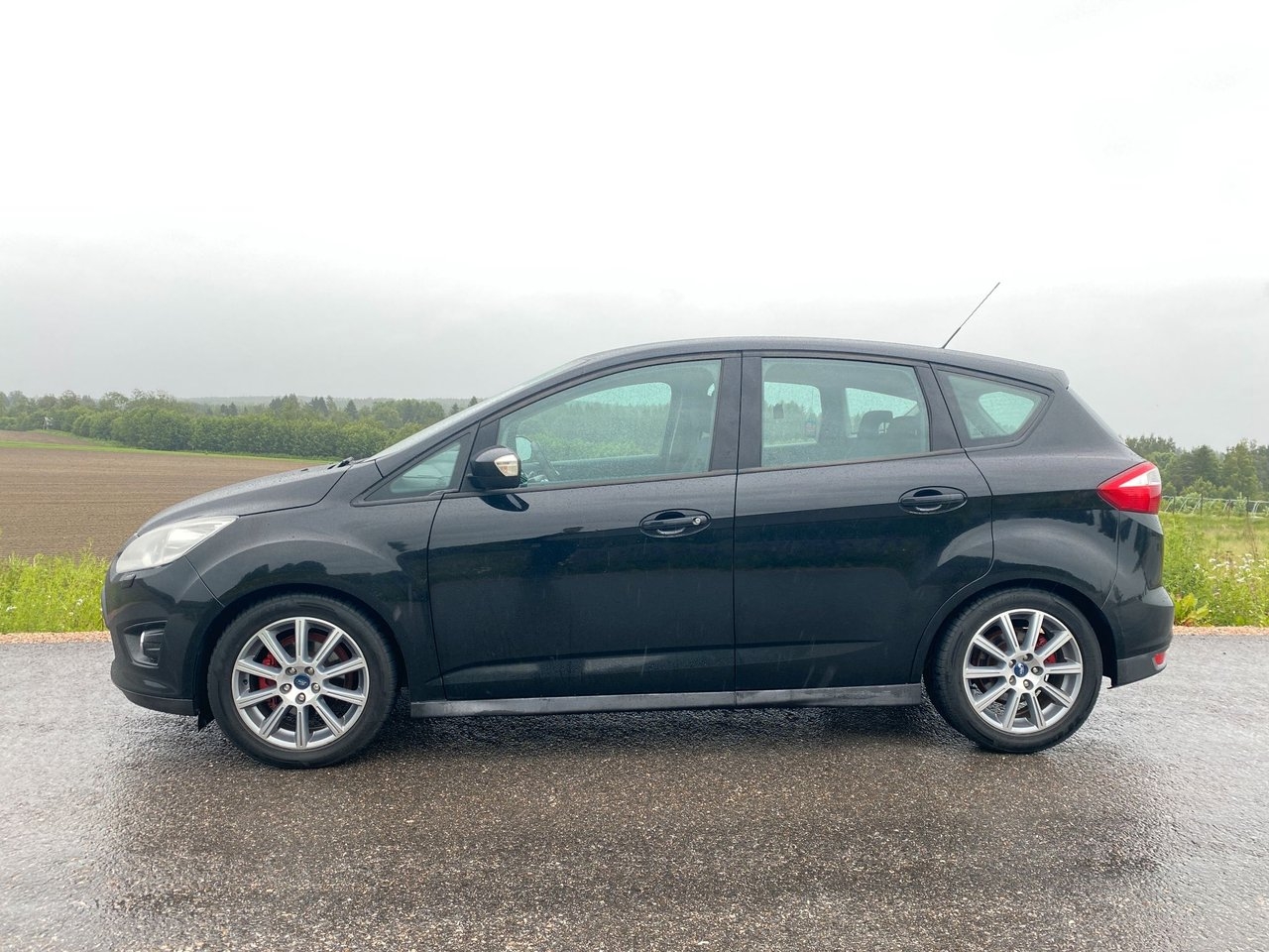 Ford C-Max 1.6 TDCi Trend 2011, photo 2/10