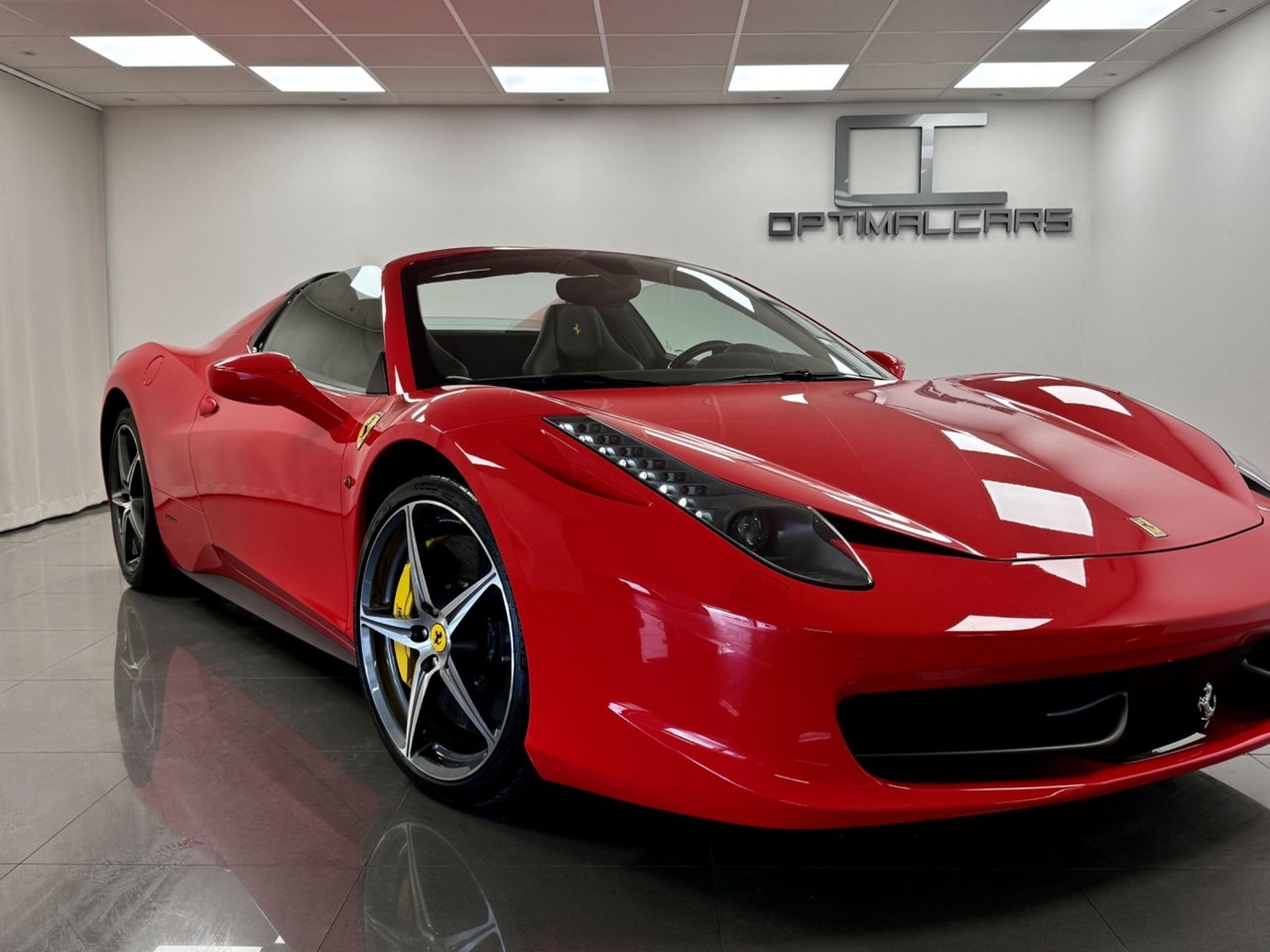 Ferrari 458 Spider 2015, kuva 2/10
