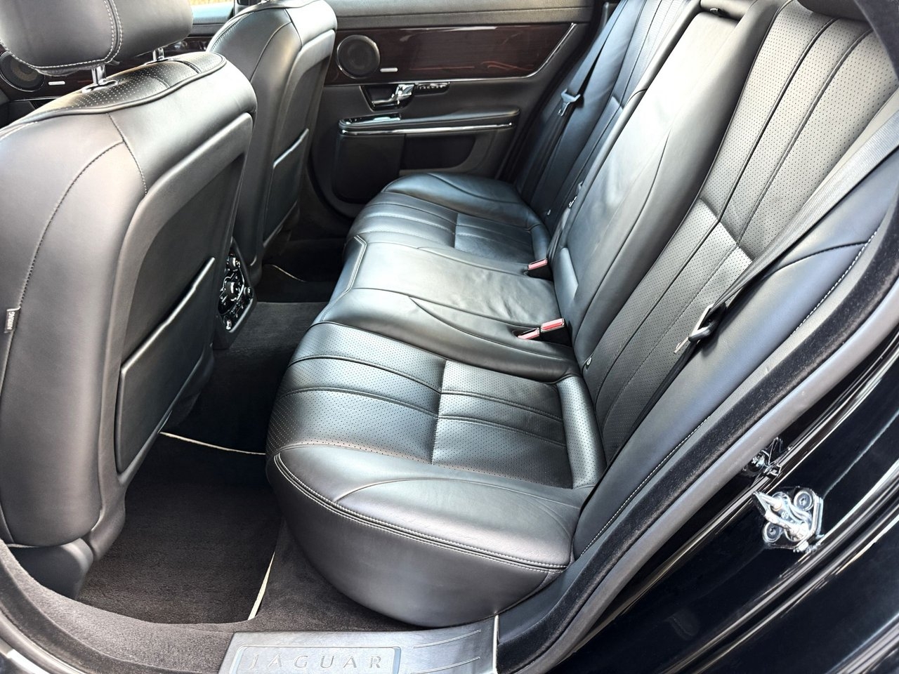 Jaguar XJ 2010, bild 6/8
