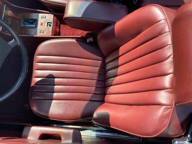 Mercedes-Benz 560 SL 1986, photo 6/8