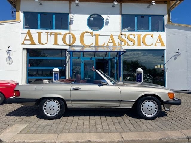 Mercedes-Benz 560