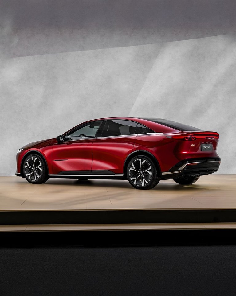 Mazda 6 e Takumi 68.8 kw 2026, kuva 4/8