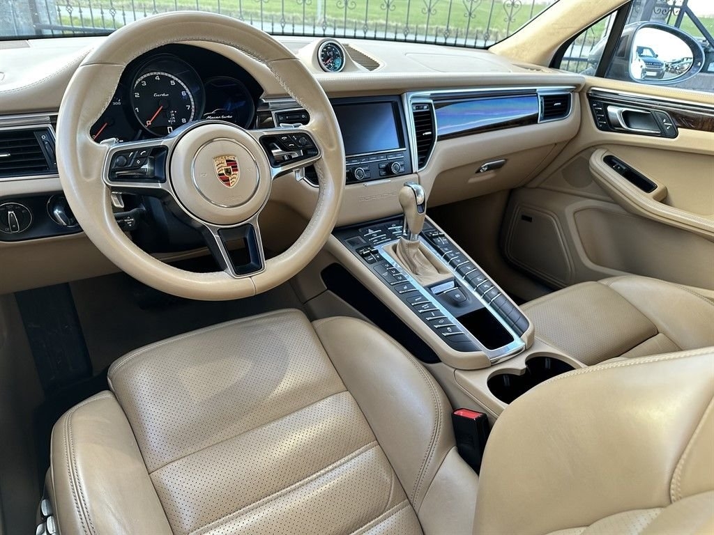 Porsche Macan 2015, photo 4/8