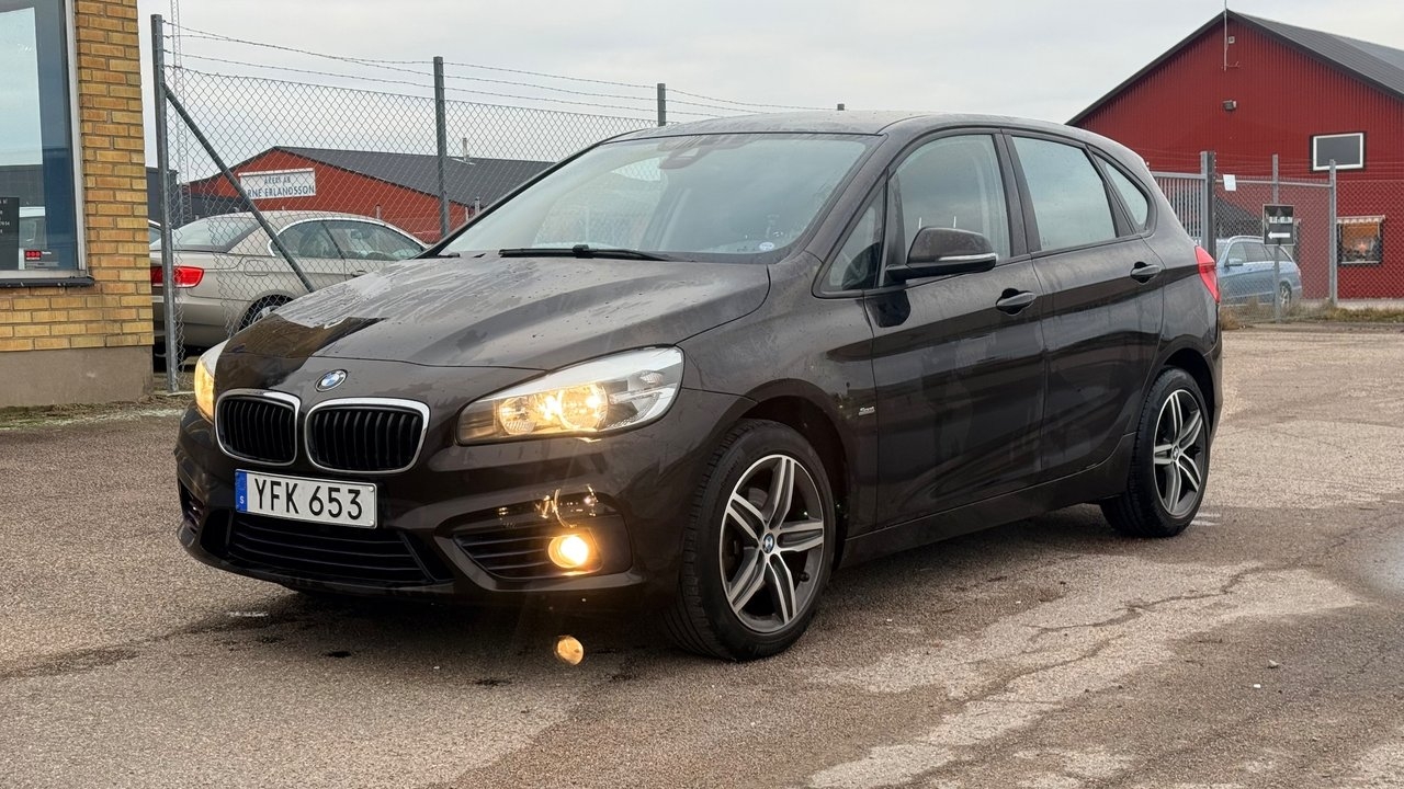 BMW 218