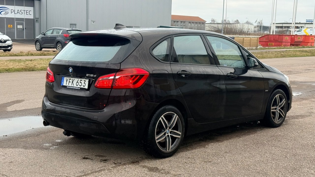 BMW 218 d Tourer Sport line 2017, photo 4/10