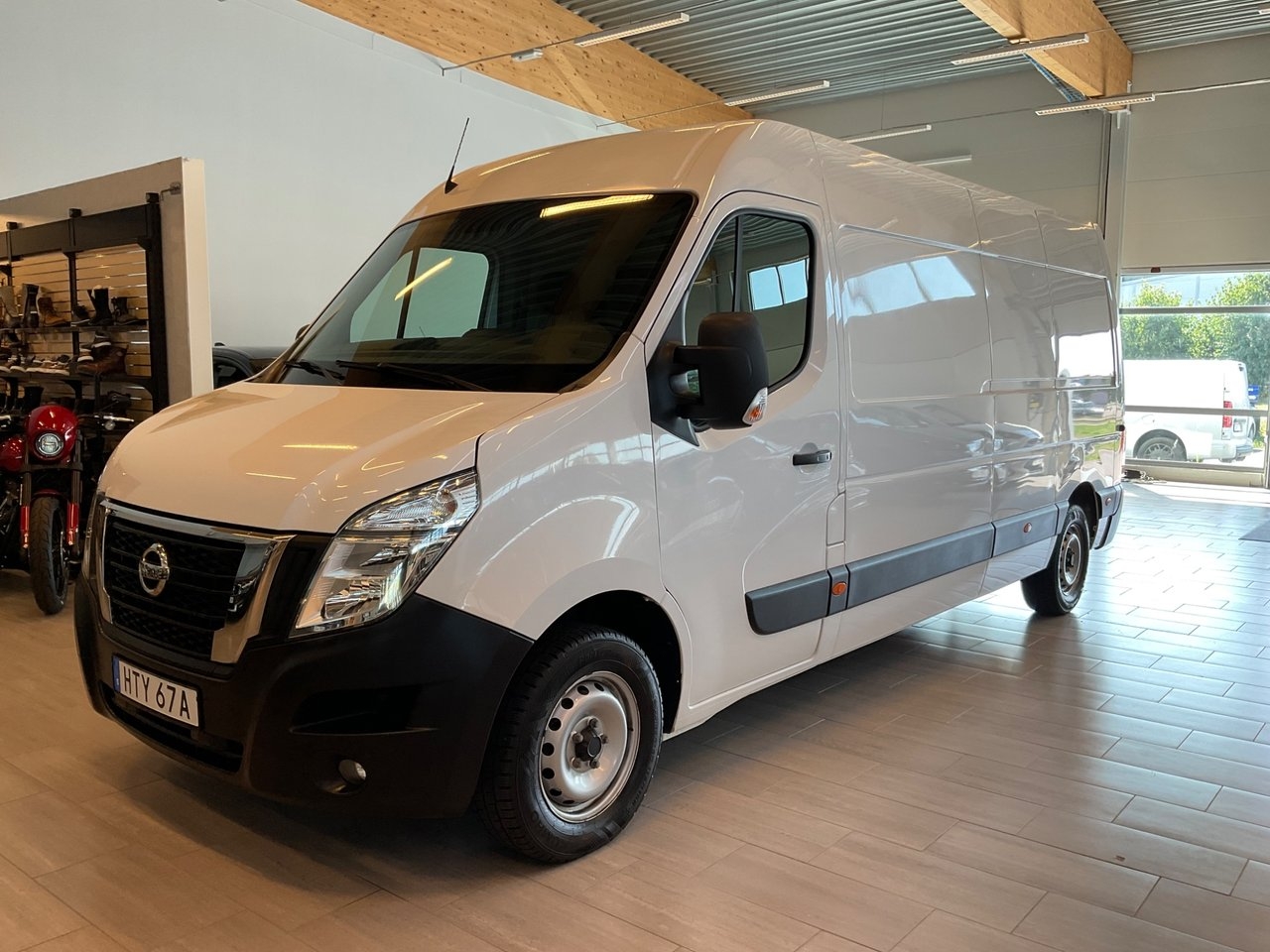 Nissan Interstar