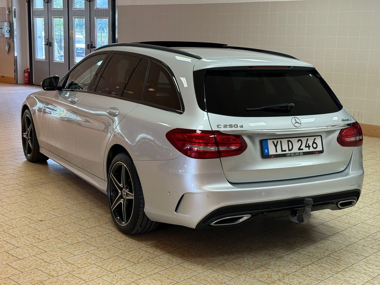 Mercedes-Benz C 2017, bild 4/10