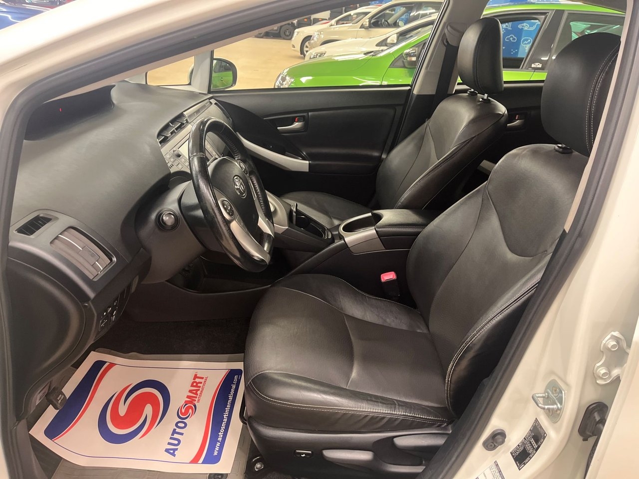Toyota Prius Plug-in Hybrid 2013, kuva 7/10