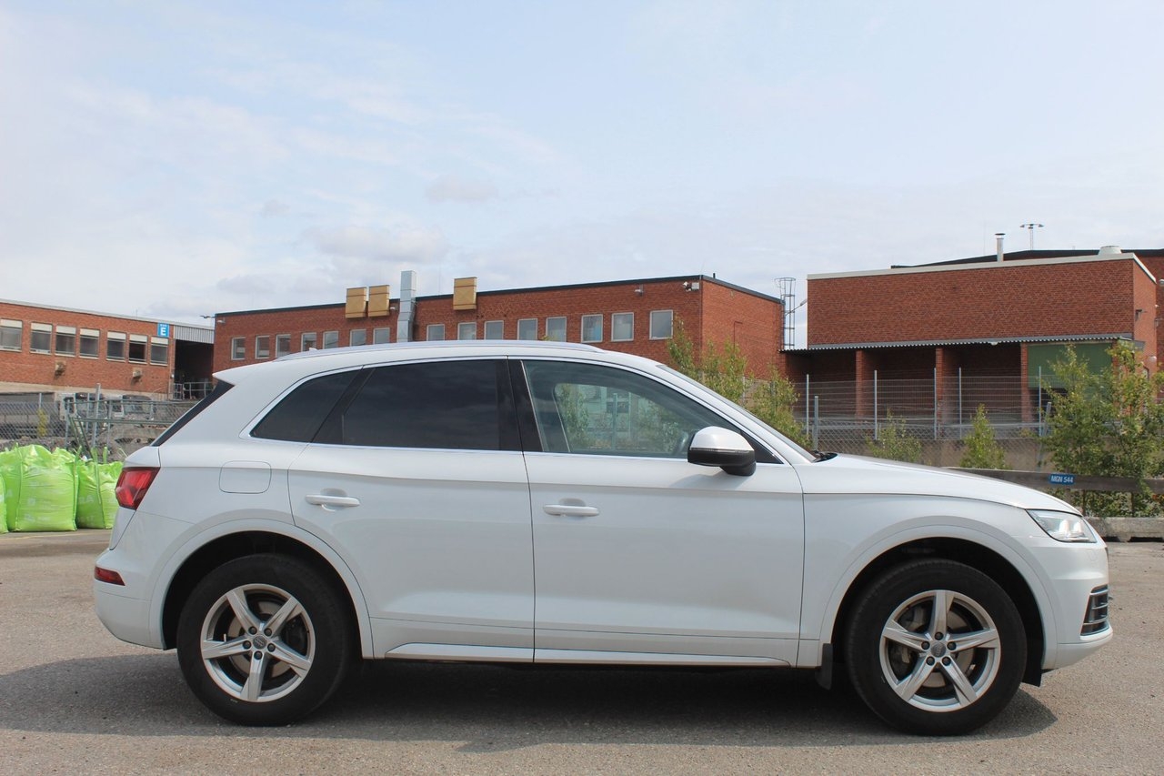 Audi Q5 2.0 TDI quattro S Tronic 2018, bild 2/10
