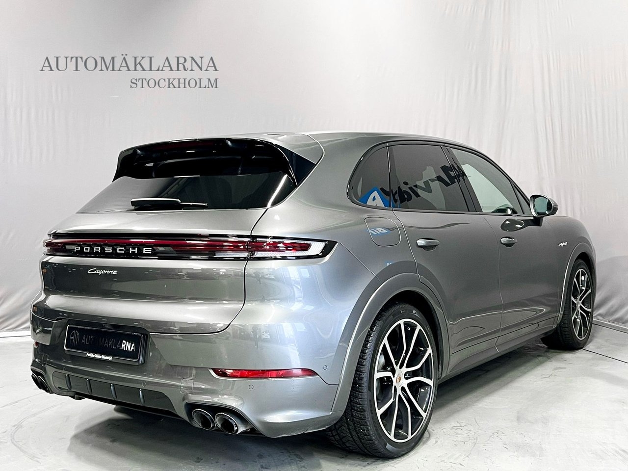 Porsche Cayenne 2025, photo 4/10