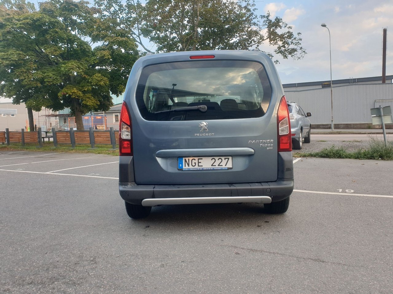 Peugeot Partner 2013, kuva 2/6