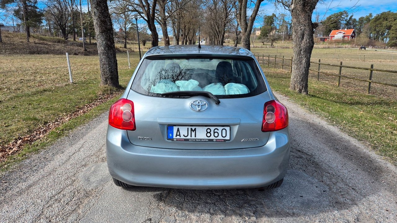 Toyota Auris 2008, bild 7/16