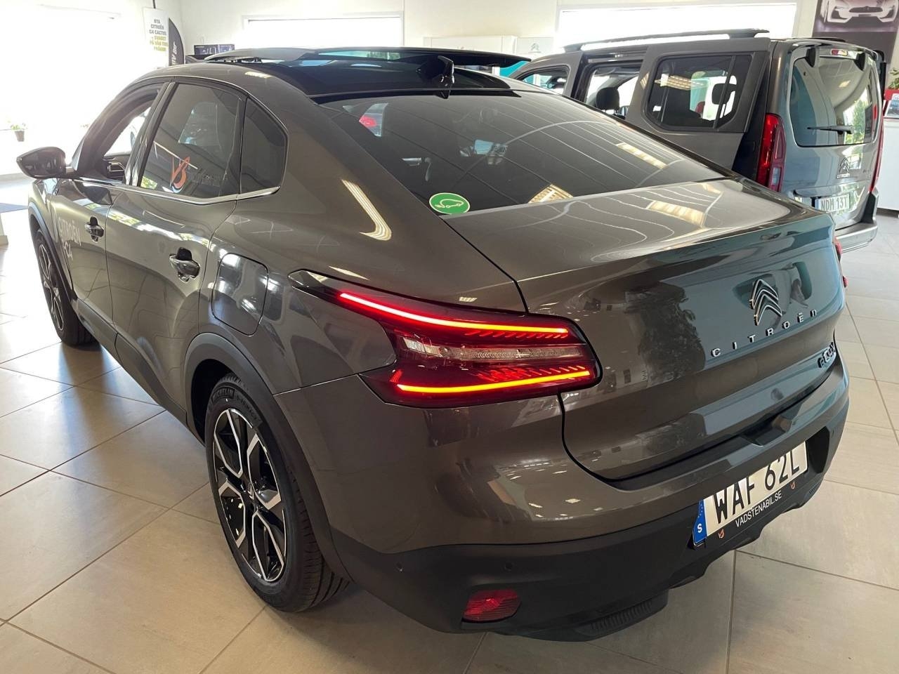 Citroen C4 ë-X, 136hk Shine Exclusive 2022, kuva 3/6