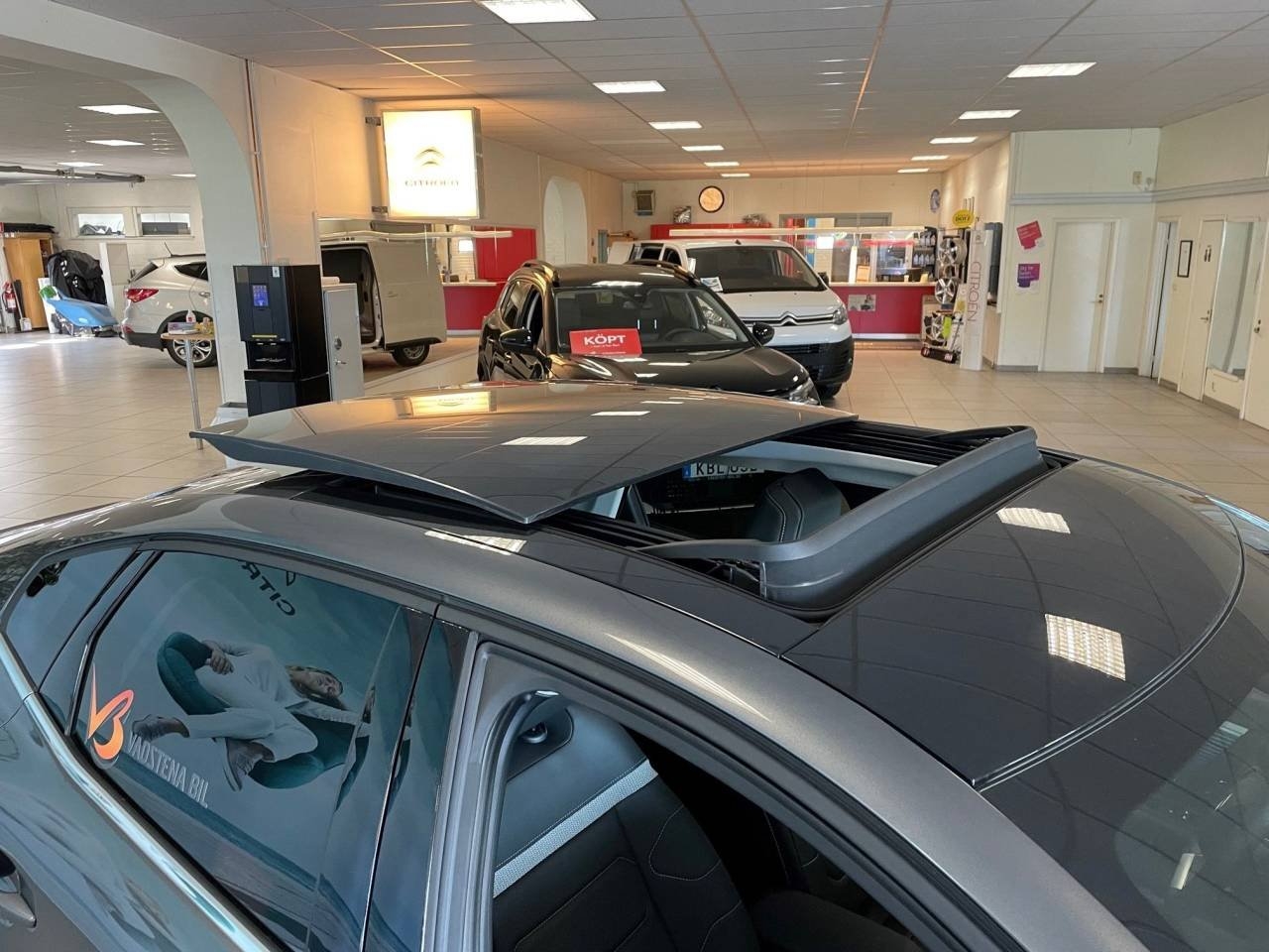 Citroen C4 ë-X, 136hk Shine Exclusive 2022, kuva 6/6