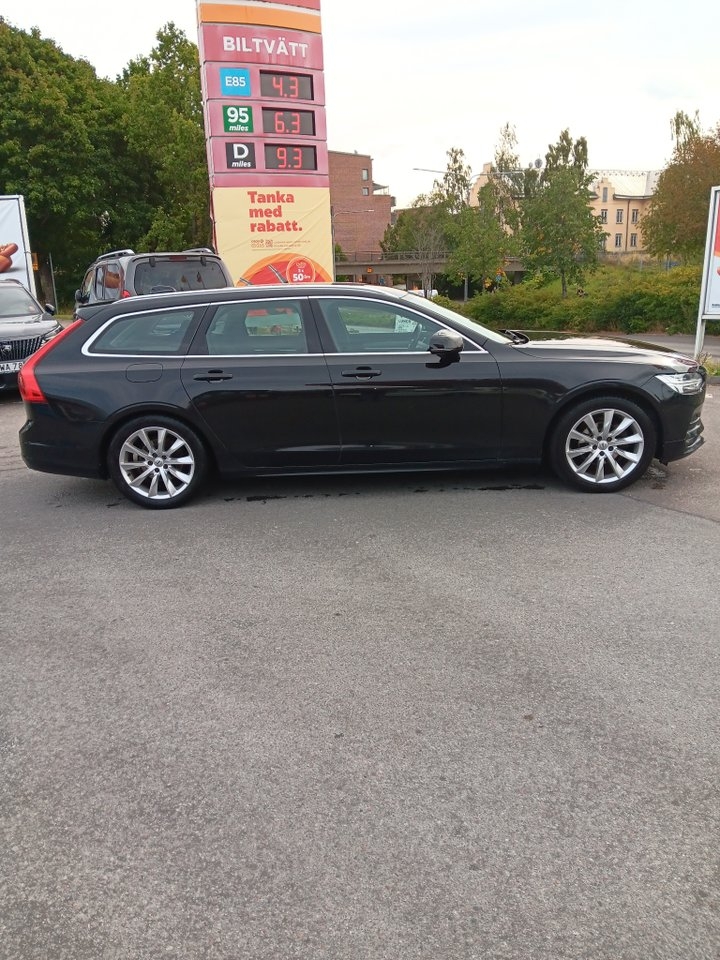 Volvo V90 2019, photo 4/26