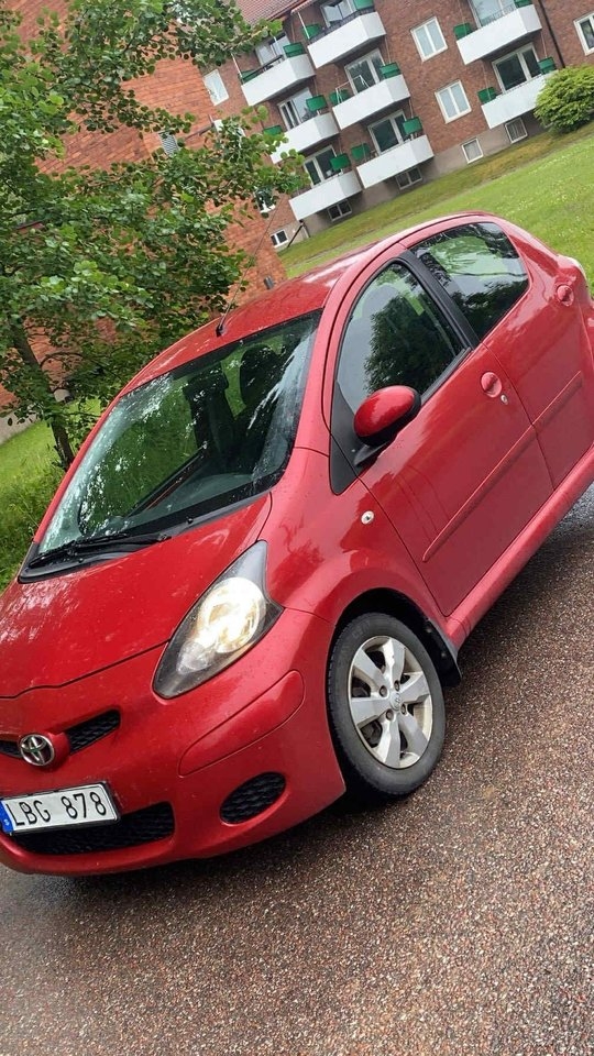 Toyota Aygo 2010, bild 6/10