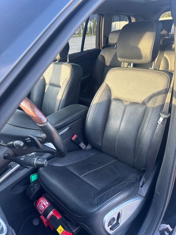 Mercedes-Benz GL 2011, kuva 6/24