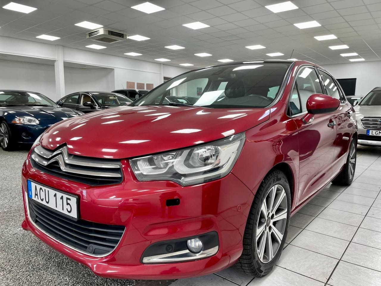 Citroen C4 1.6 BlueHDi Manuell, 120hk 2015, bild 2/21