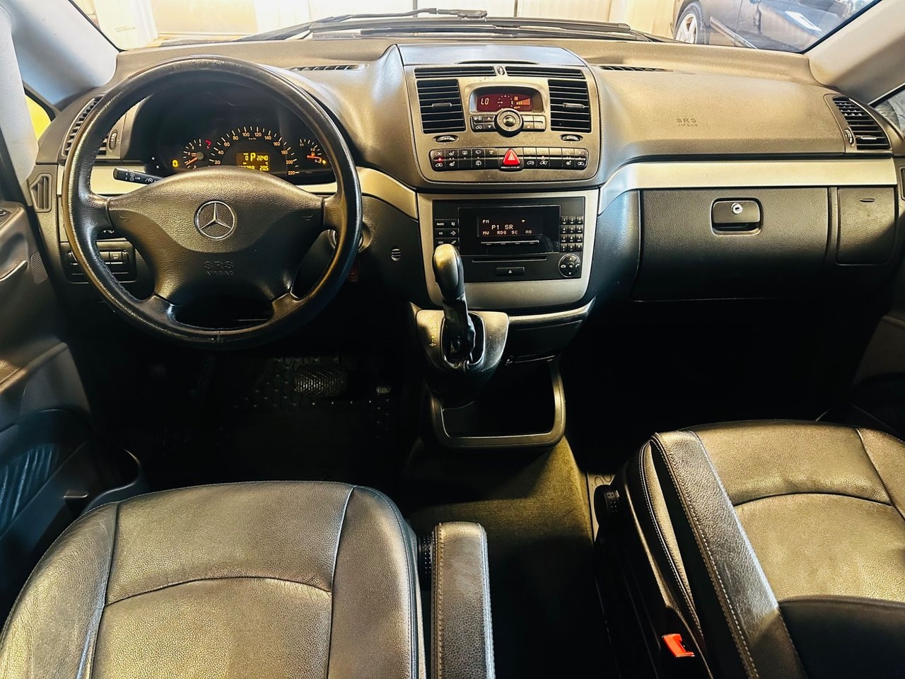 Mercedes-Benz Viano 2007, photo 7/10