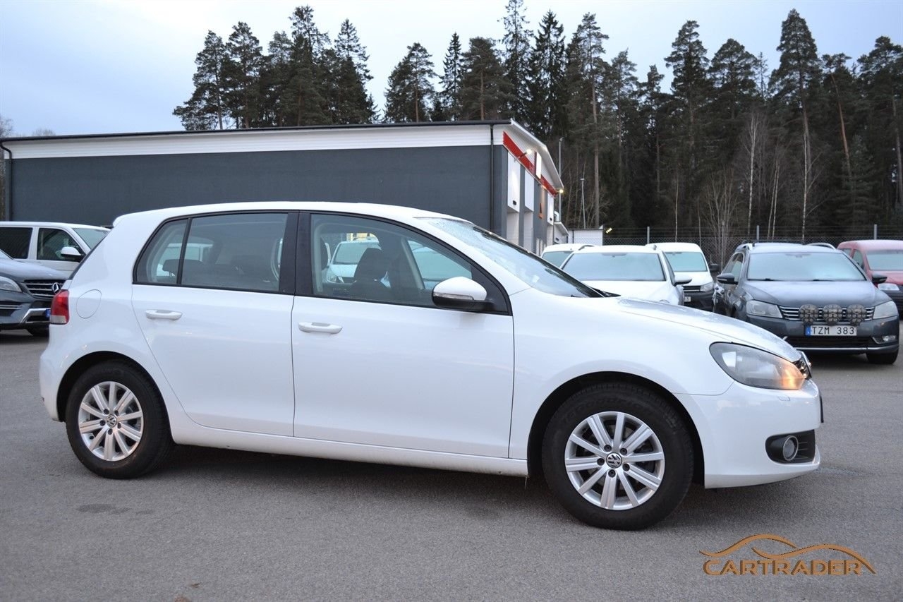 Volkswagen Golf 5-dörrar 1.6 102hk 2013, kuva 4/20