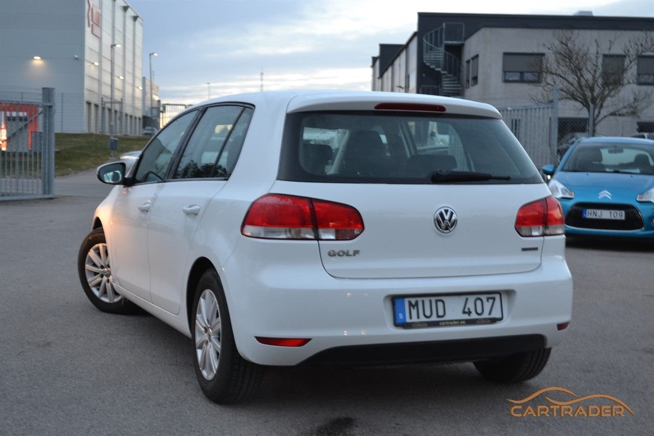 Volkswagen Golf 5-dörrar 1.6 102hk 2013, kuva 2/20