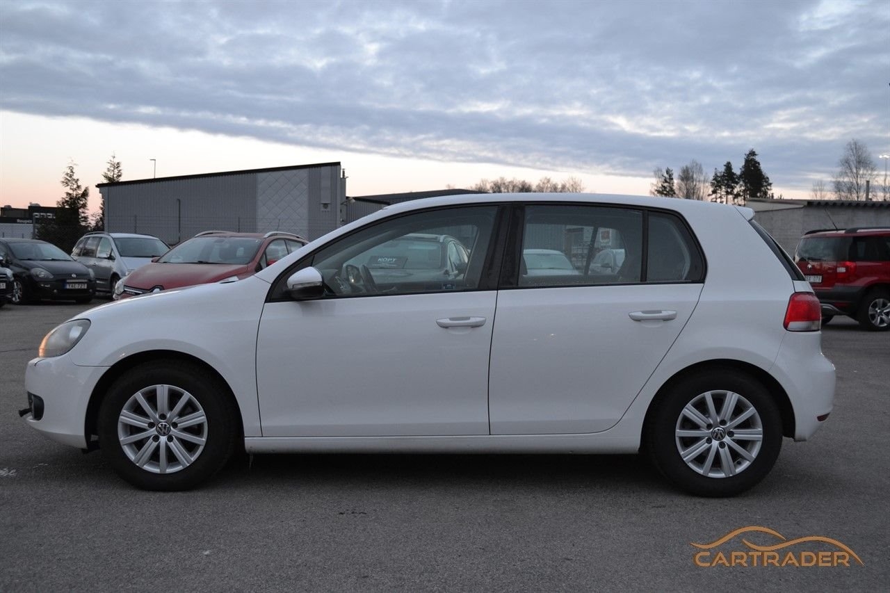 Volkswagen Golf 5-dörrar 1.6 102hk 2013, kuva 3/20