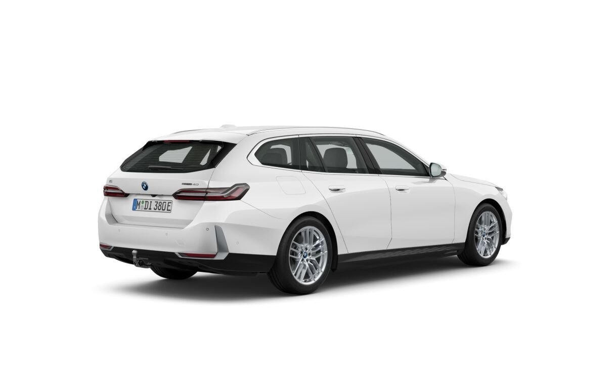 BMW i5 eDrive 40 Touring 2025, bild 2/5