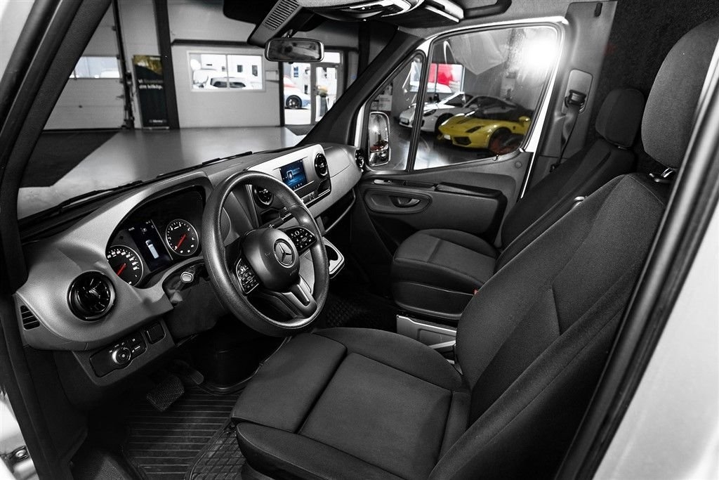 Mercedes-Benz Sprinter 2019, bild 2/11