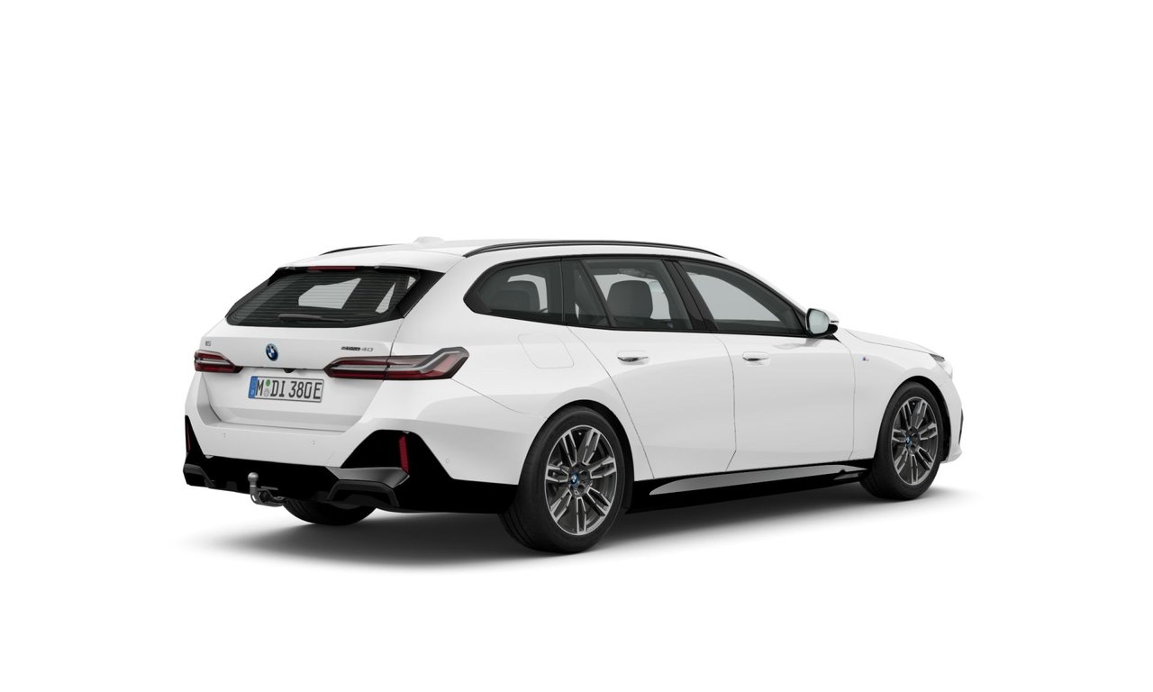 BMW i5 eDrive40 Touring 2024, bild 2/5