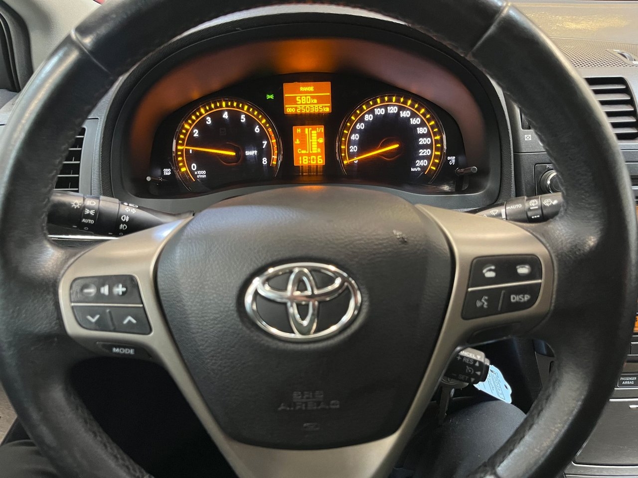 Toyota Avensis Kombi 2.0 Business Euro 4 2009, bild 7/11