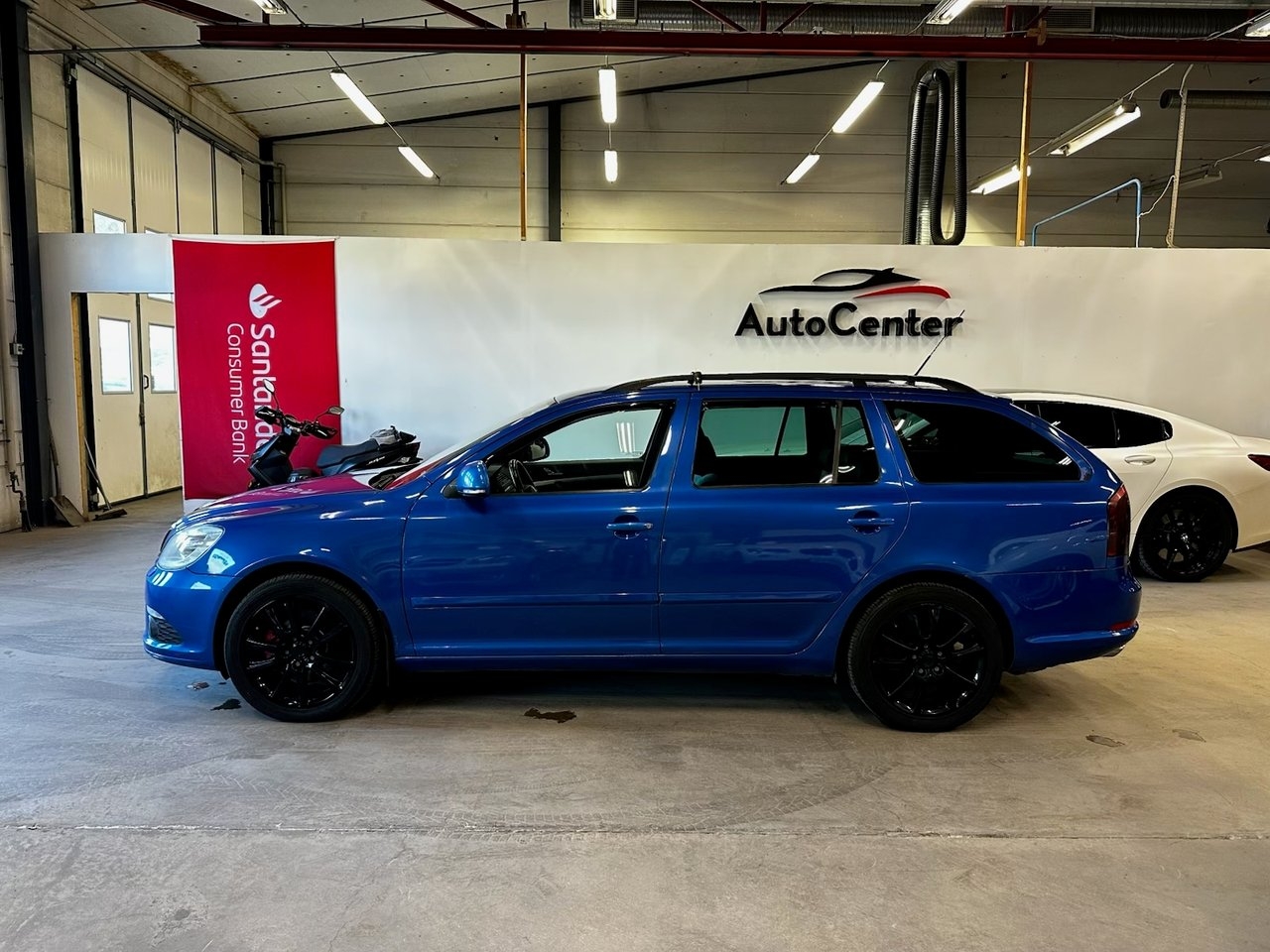 Skoda Octavia Combi RS 2.0 TSI Euro 5 2010, bild 6/12