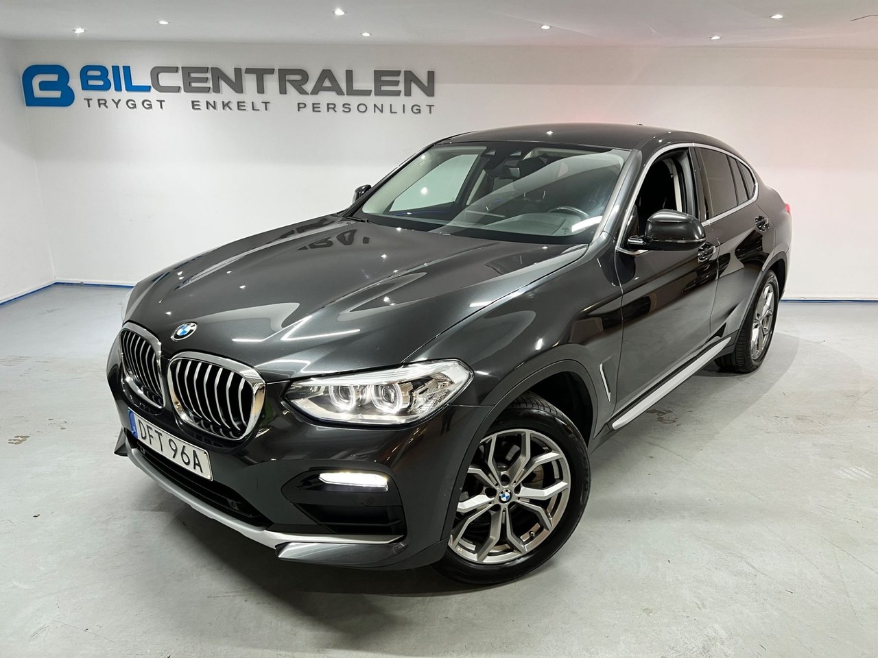 BMW X4 2019, kuva 3/10