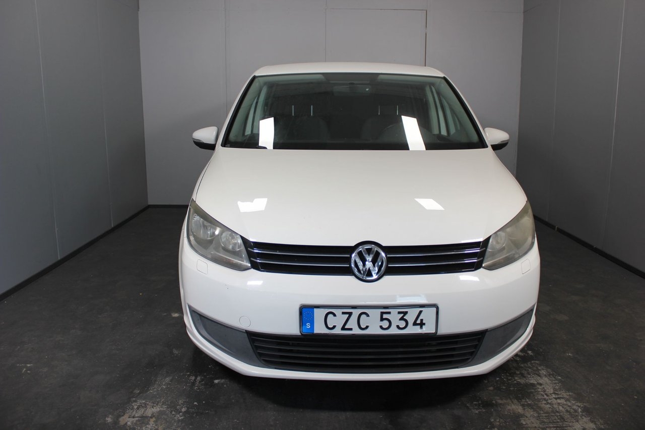 Volkswagen Touran 2011, bild 5/10